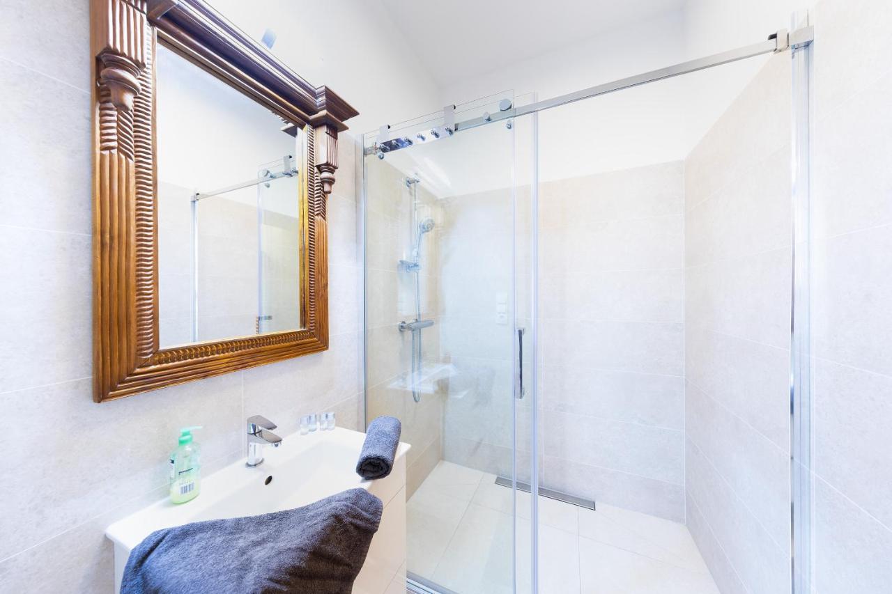 Boheme Apartments Charle'S Square Prag Dış mekan fotoğraf